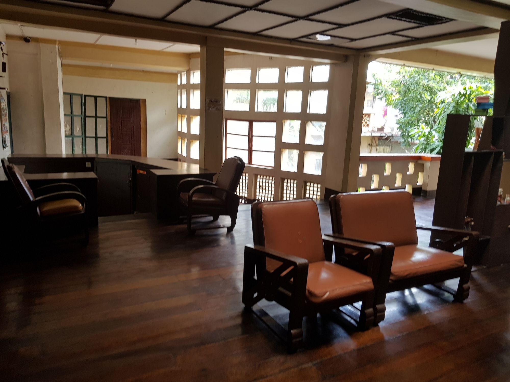 Texicano Hotel Main Laoag Eksteriør billede